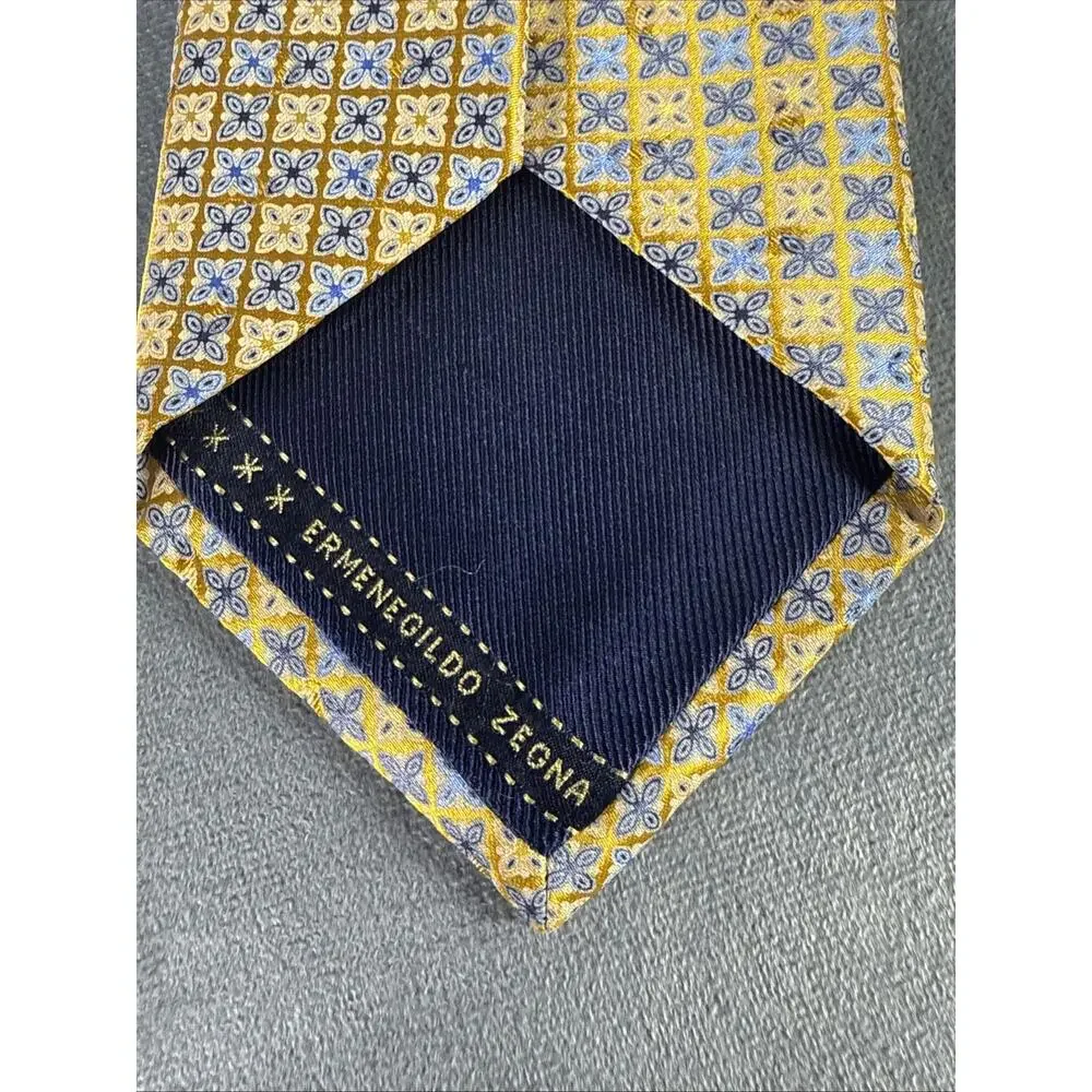 Ermenegildo Zegna Gold Blue Floral‎ Design Mens Silk Necktie 3.5